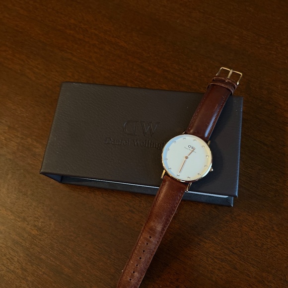 Daniel Wellington Classy St Mawes Watch main image 9
